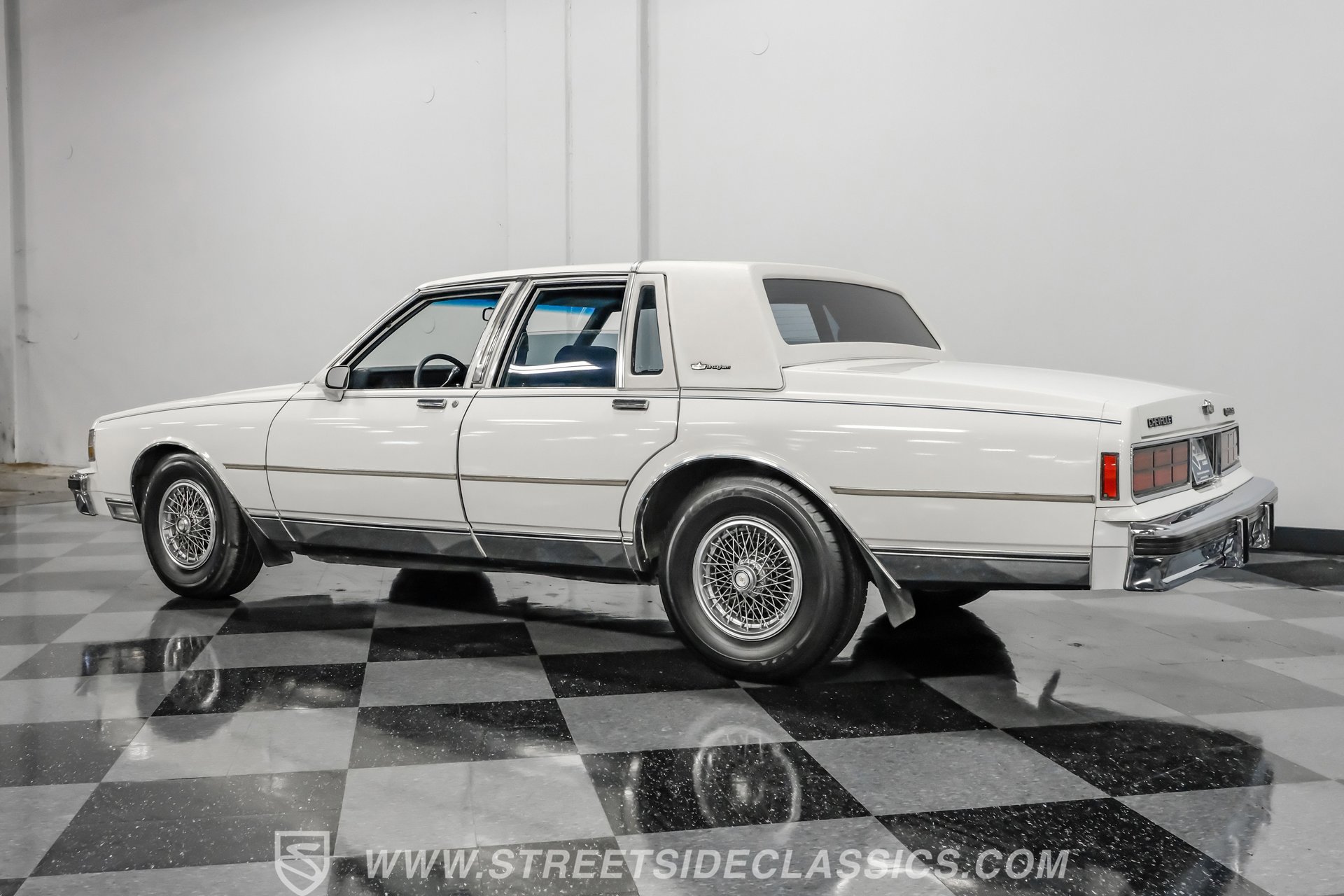 Used 1987 Chevrolet Caprice Classic Brougham RWD image 8