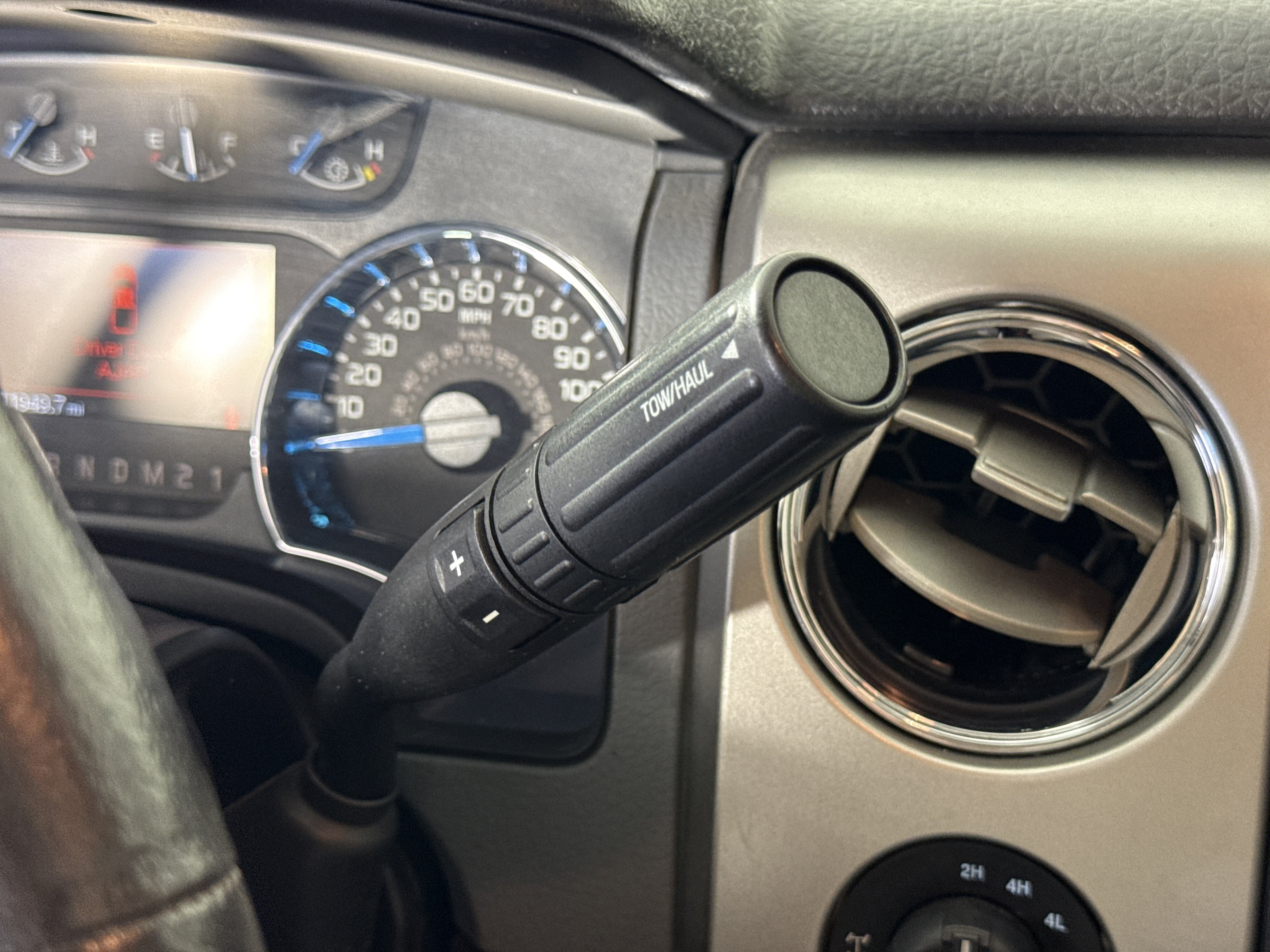 Used 2014 Ford F150 XLT w/ Equipment Group 302A Luxury AWD/4WD image 20