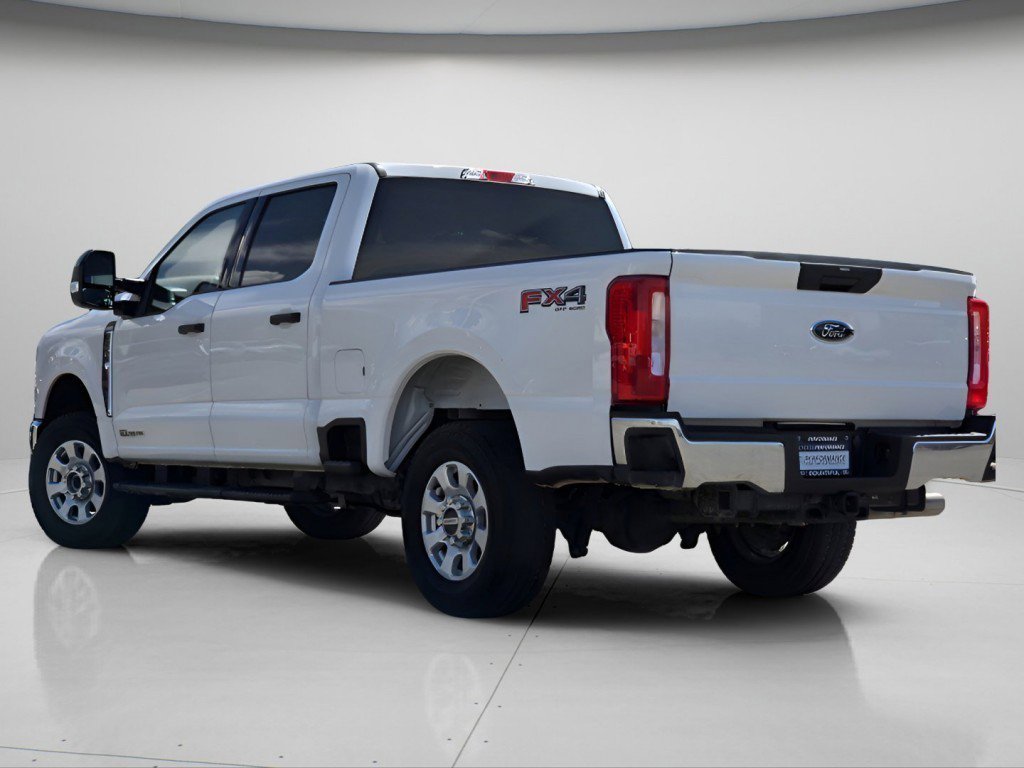 Used 2024 Ford F250 XLT w/ FX4 Off-Road Package image 17
