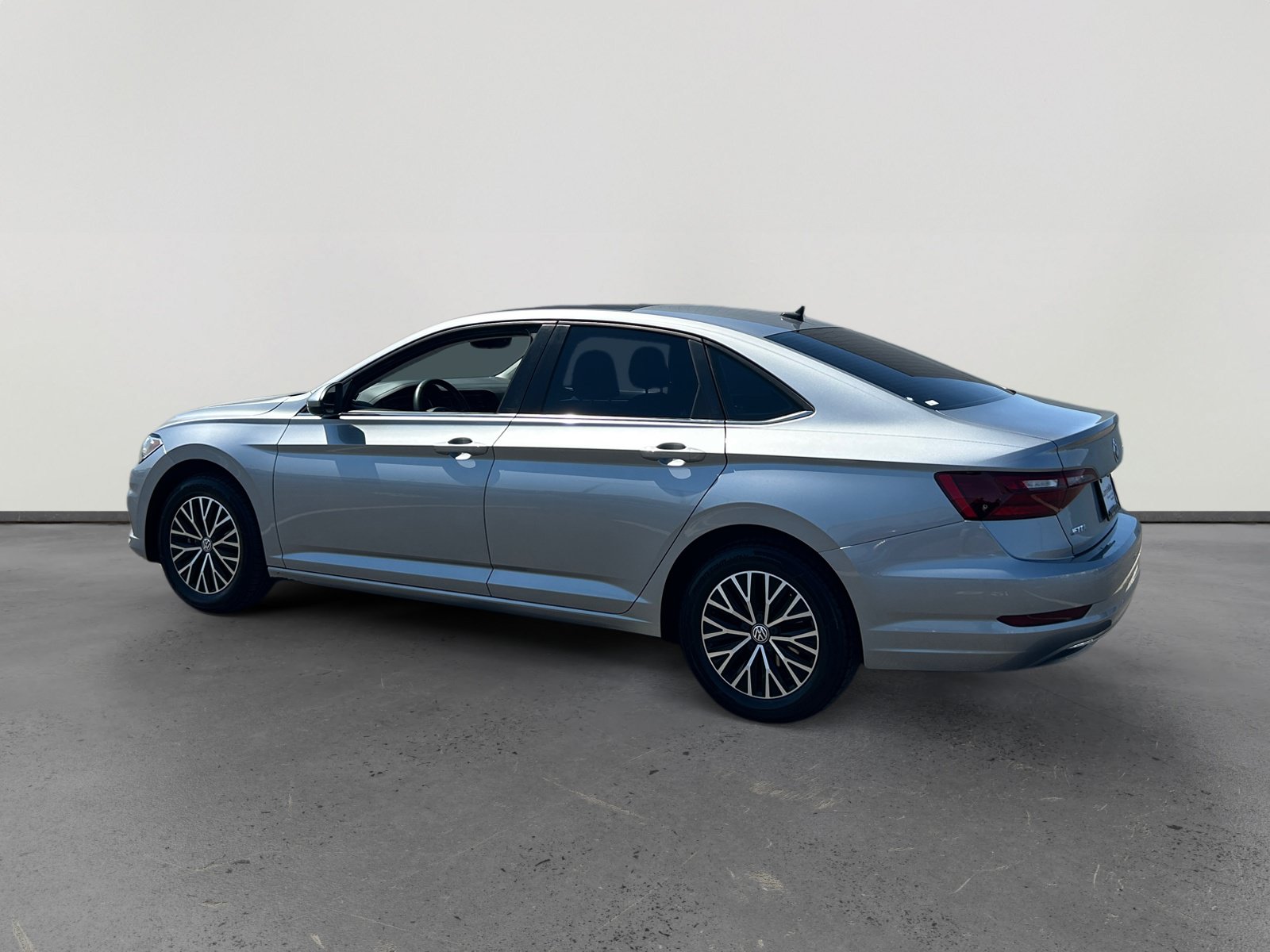 Used 2021 Volkswagen Jetta SE w/ SE Cold Weather Package FWD image 3