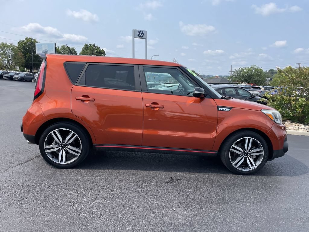 Used 2018 Kia Soul ! w/ Tech Package FWD image 4