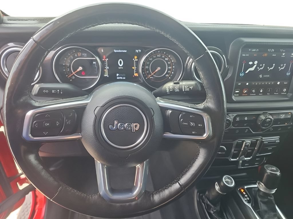 Used 2021 Jeep Wrangler Unlimited Sahara AWD/4WD image 13