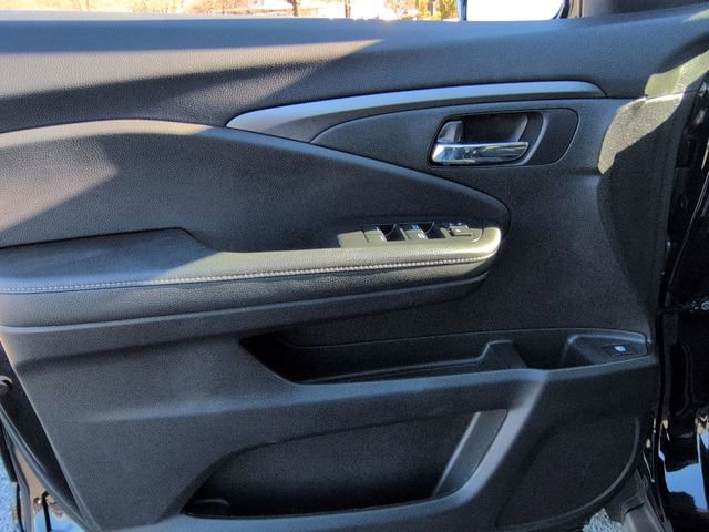 Used 2024 Honda Ridgeline Sport image 12