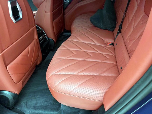 Used 2024 BMW XM AWD/4WD image 14