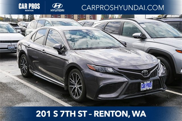 Used 2023 Toyota Camry SE