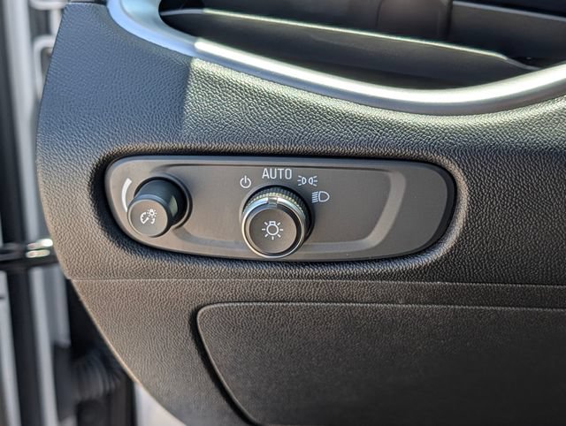 Used 2021 Chevrolet Malibu LS FWD image 28