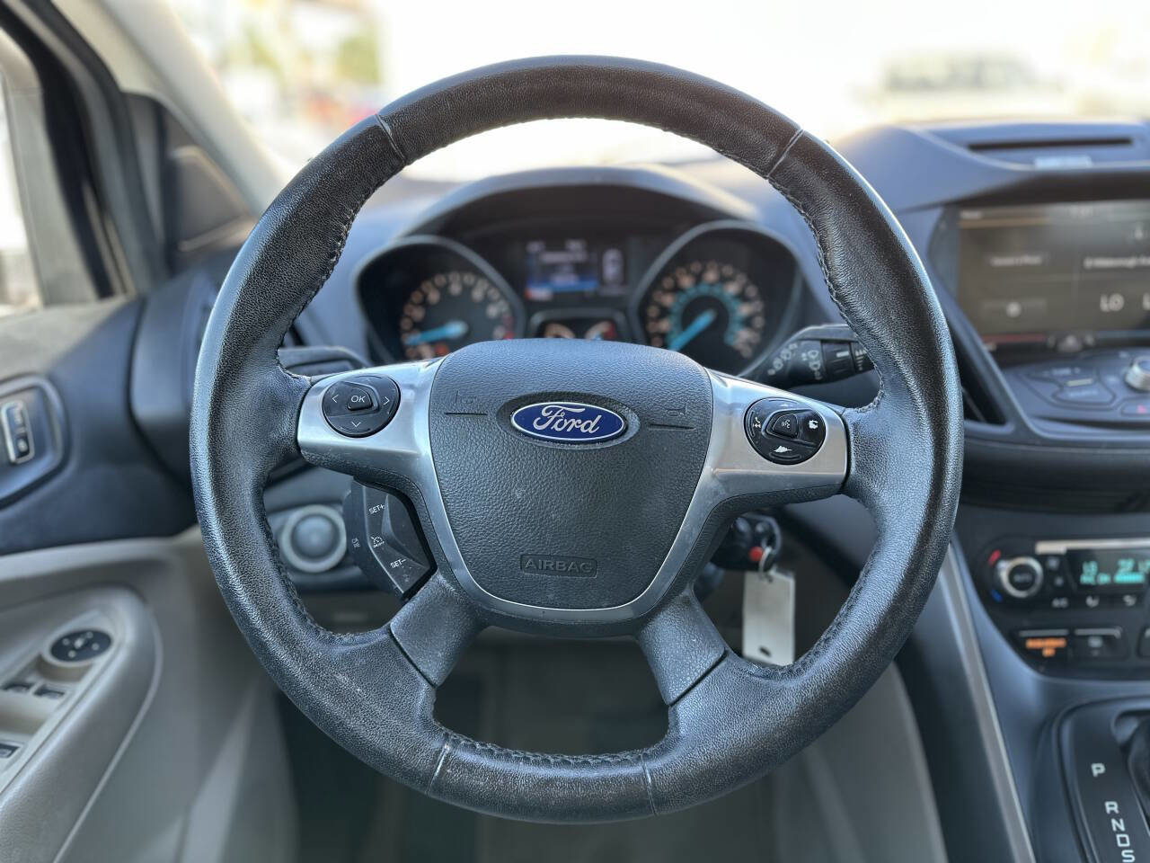 Used 2015 Ford Escape SE w/ Equipment Group 201A image 14