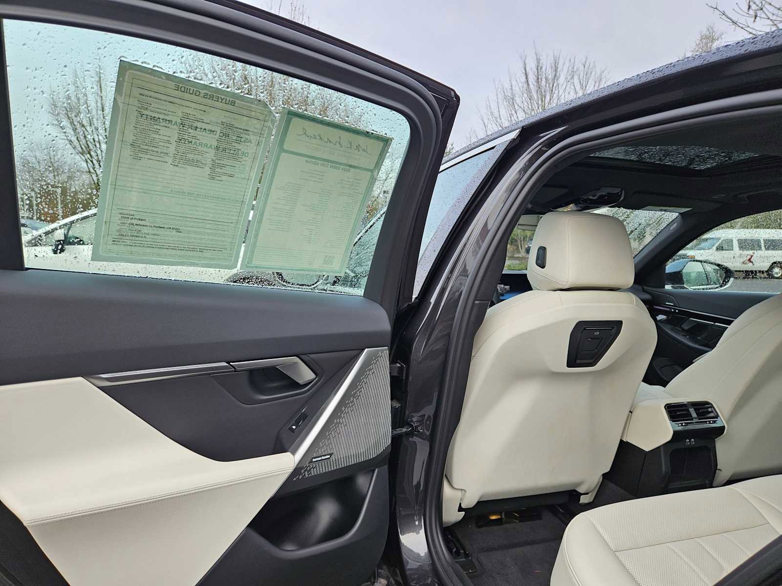 Used 2024 BMW 530i xDrive w/ Convenience Package image 38