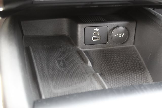 Used 2024 Ford Escape Platinum AWD/4WD image 23