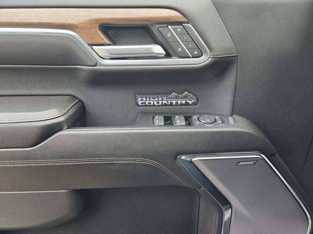 Used 2023 Chevrolet Silverado 1500 High Country w/ Technology Package image 20