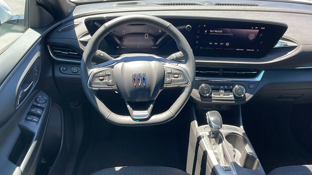 Used 2024 Buick Envista Preferred w/ Convenience I Package image 14