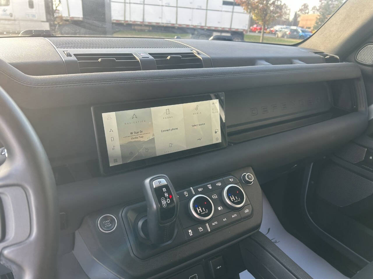 Used 2022 Land Rover Defender 90 X-Dynamic S image 19