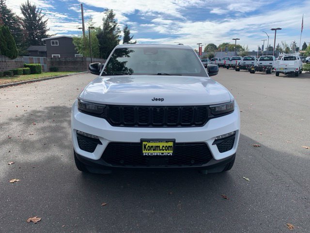 Used 2024 Jeep Grand Cherokee Limited w/ Luxury Tech Group II AWD/4WD image 10