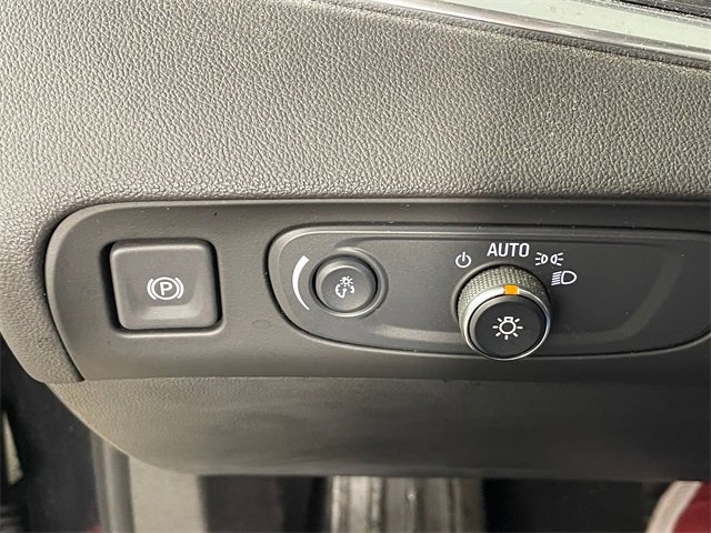 Used 2020 Buick Enclave Premium w/ Sun and Sites Package image 9