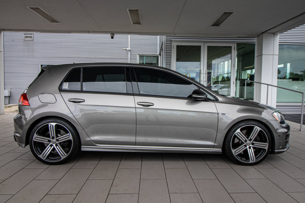 Used 2016 Volkswagen Golf 4-Door AWD/4WD image 3