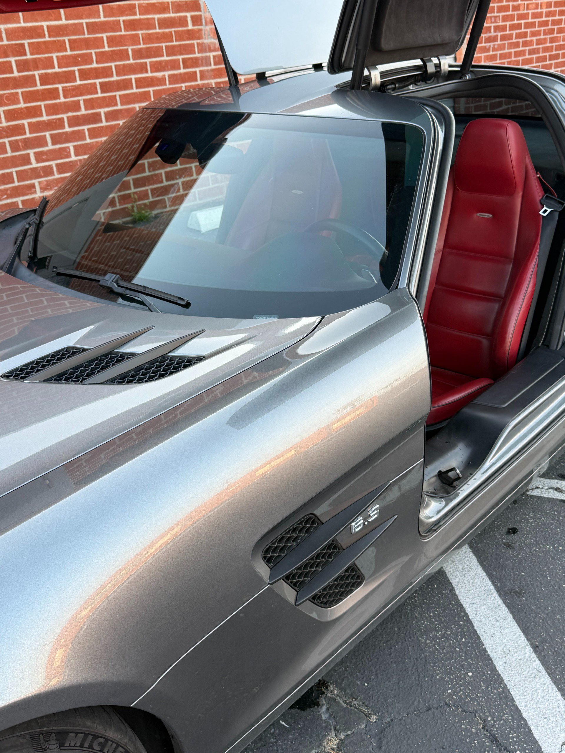 Used 2012 Mercedes-Benz SLS AMG Coupe image 11