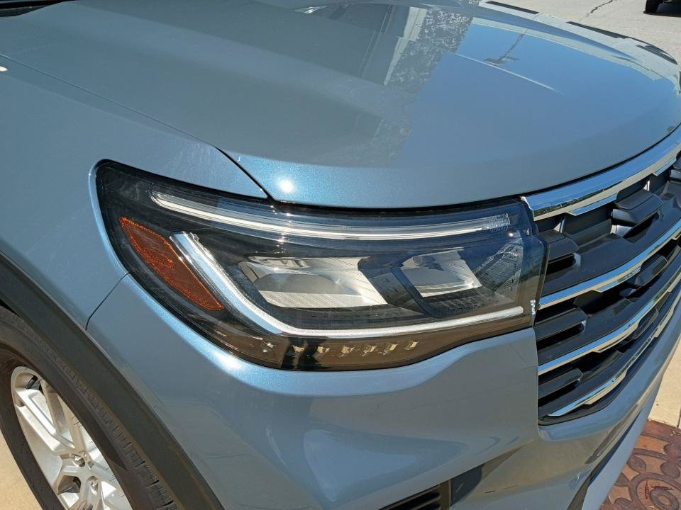 Used 2025 Ford Explorer Active RWD image 27