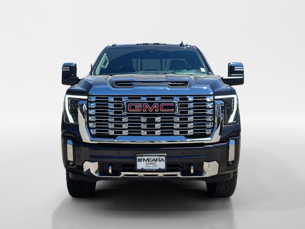 Used 2025 GMC Sierra 2500 Denali w/ Max Trailering Package AWD/4WD image 9