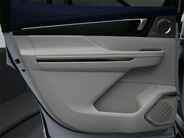 New 2026 Buick Enclave Avenir w/ Super Cruise Package image 14