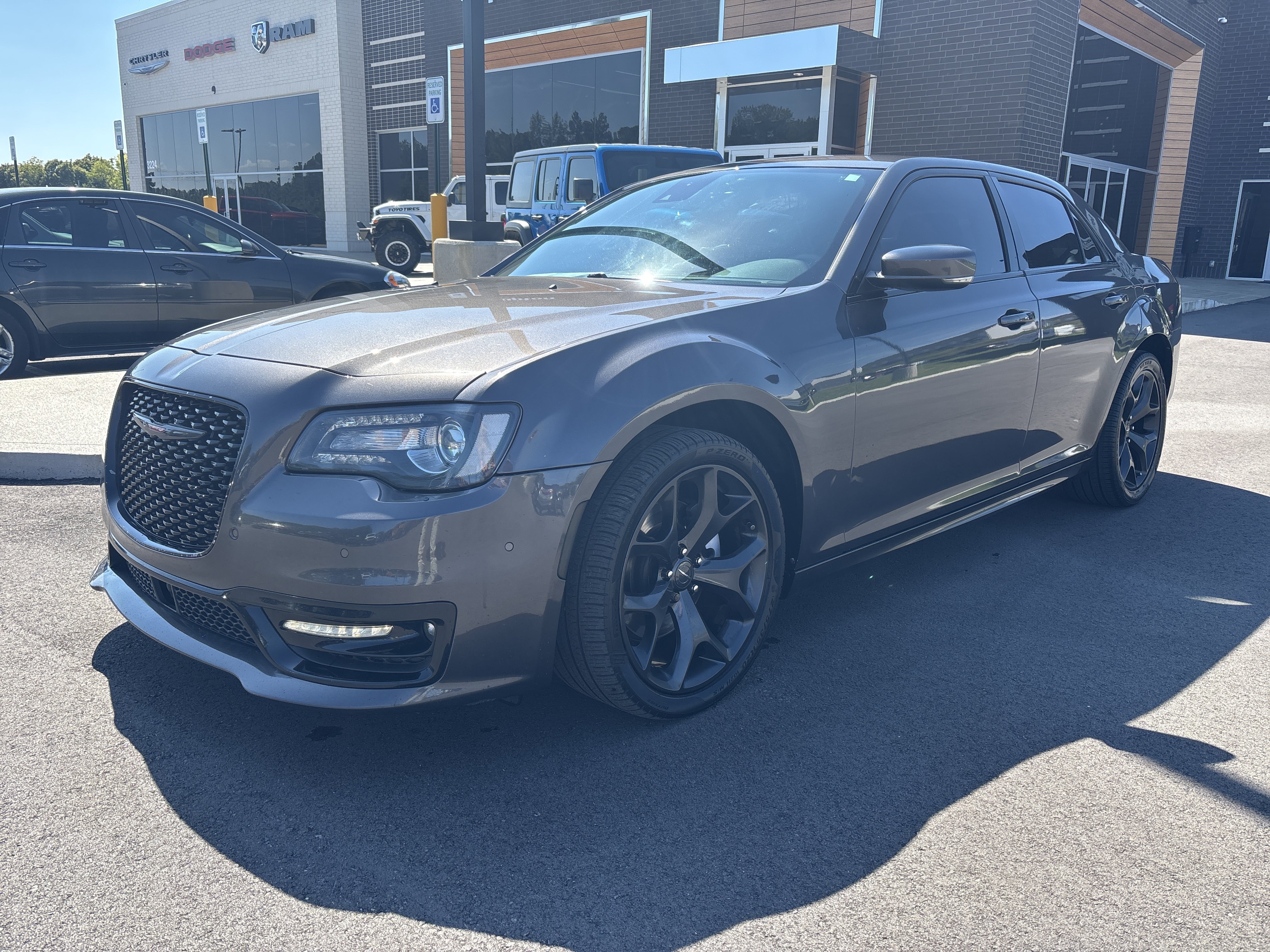Used 2021 Chrysler 300 S w/ S Model Appearance Package RWD 360° Tour