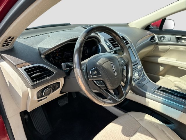 Used 2017 Lincoln MKZ Reserve FWD image 14