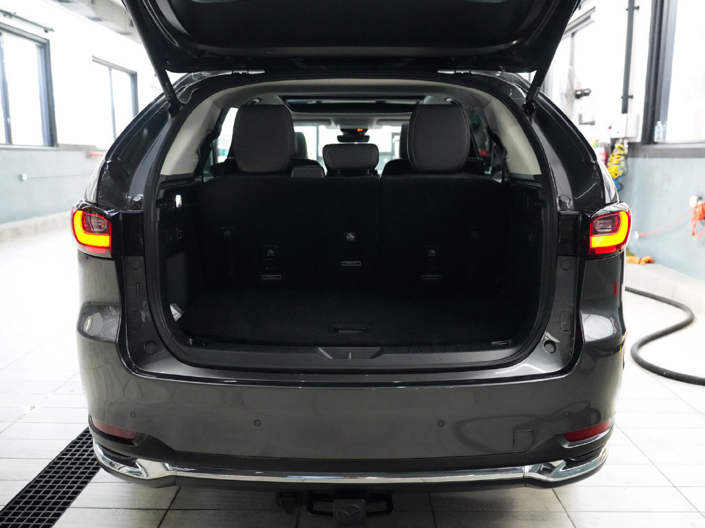 Used 2024 MAZDA CX-90 Plug-In Hybrid w/ Premium Pkg AWD/4WD image 46