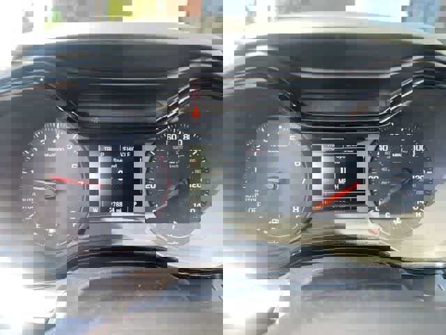 Used 2025 Chevrolet Trax LS image 10