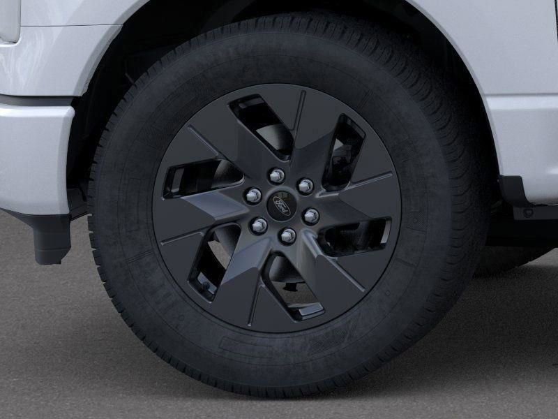 New 2025 Ford F150 Lightning Flash AWD/4WD image 20
