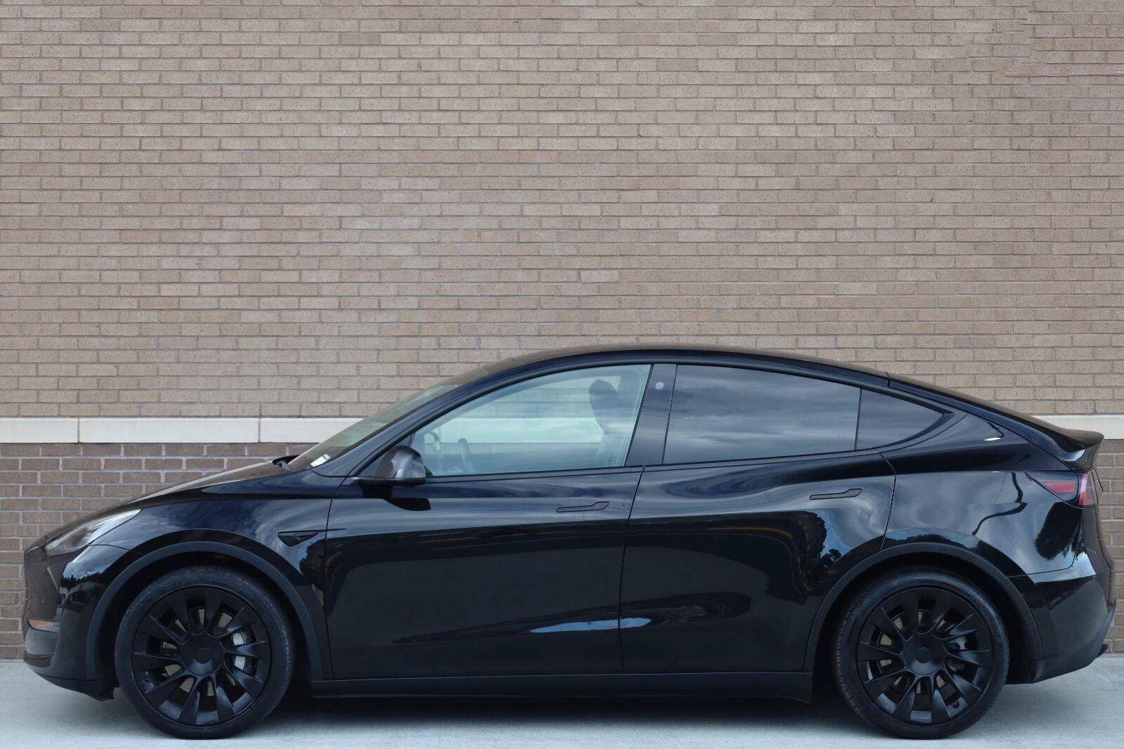 Used 2021 Tesla Model Y Long Range AWD/4WD image 2