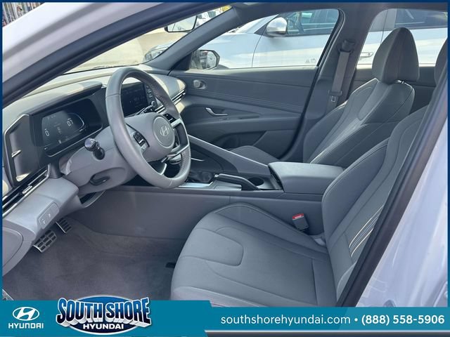 Certified 2025 Hyundai Elantra Sport w/ Cargo Package FWD image 17