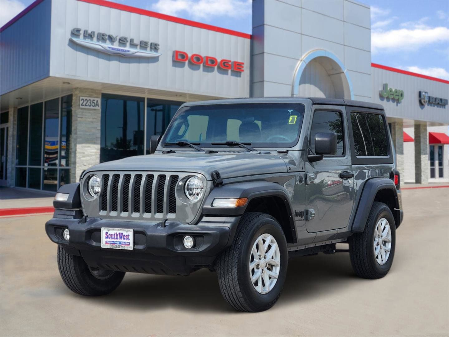 Used 2023 Jeep Wrangler Sport AWD/4WD video 2