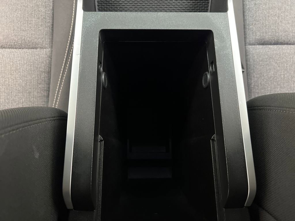 Used 2025 GMC Terrain Elevation image 37