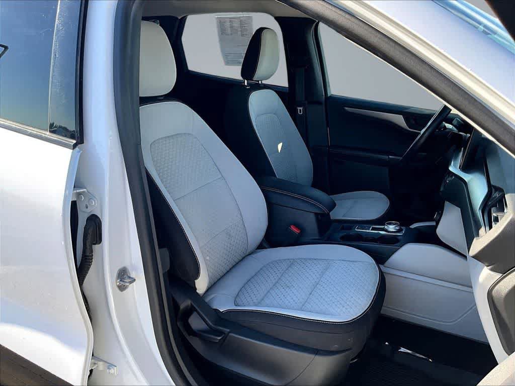 Used 2023 Ford Escape Active w/ Tech Pack #1 AWD/4WD image 31