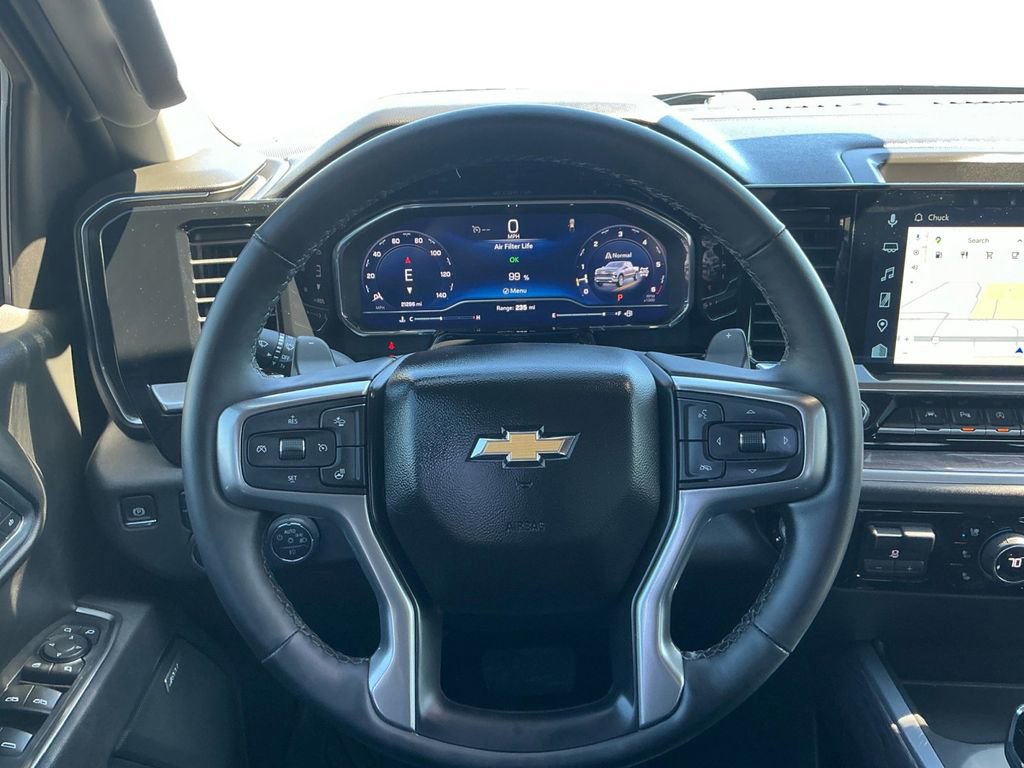 Used 2025 Chevrolet Silverado 1500 LTZ image 18