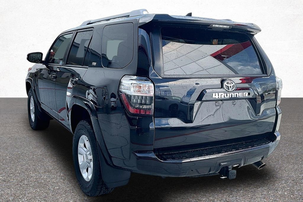 Used 2017 Chevrolet Silverado 1500 LT w/ All Star Edition image 5