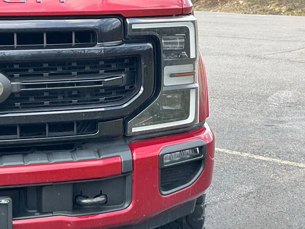 Used 2020 Ford F350 Lariat image 2