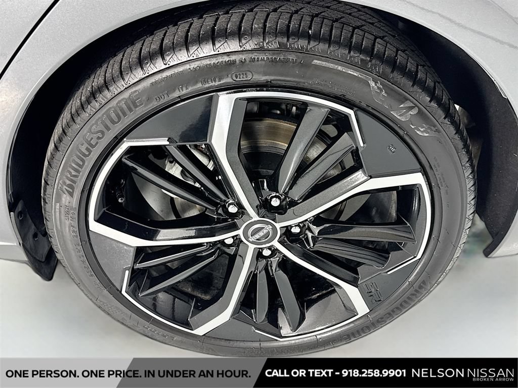Certified 2025 Nissan Altima 2.5 SR FWD image 28