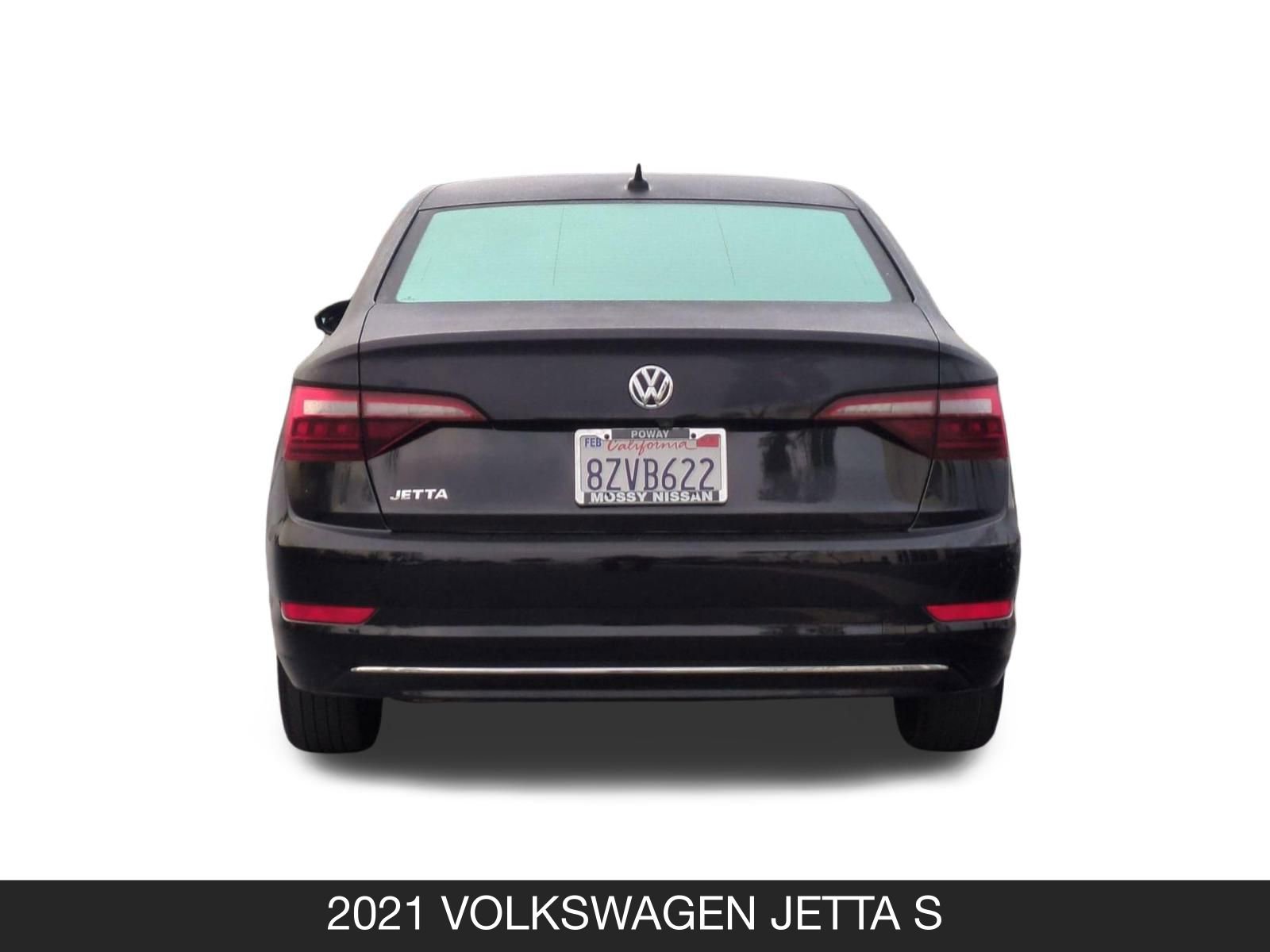 Used 2021 Volkswagen Jetta SE w/ SE Cold Weather Package image 9