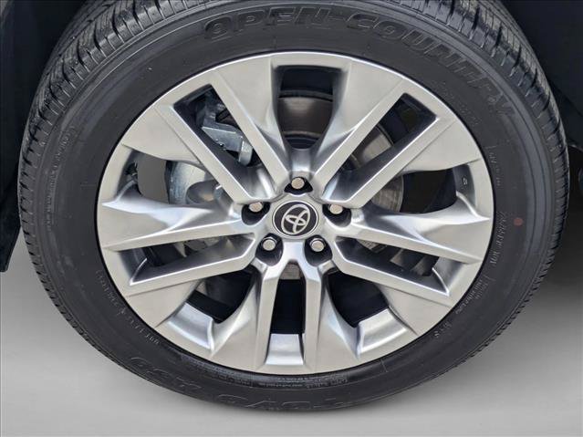 Used 2025 Toyota RAV4 Limited FWD image 23