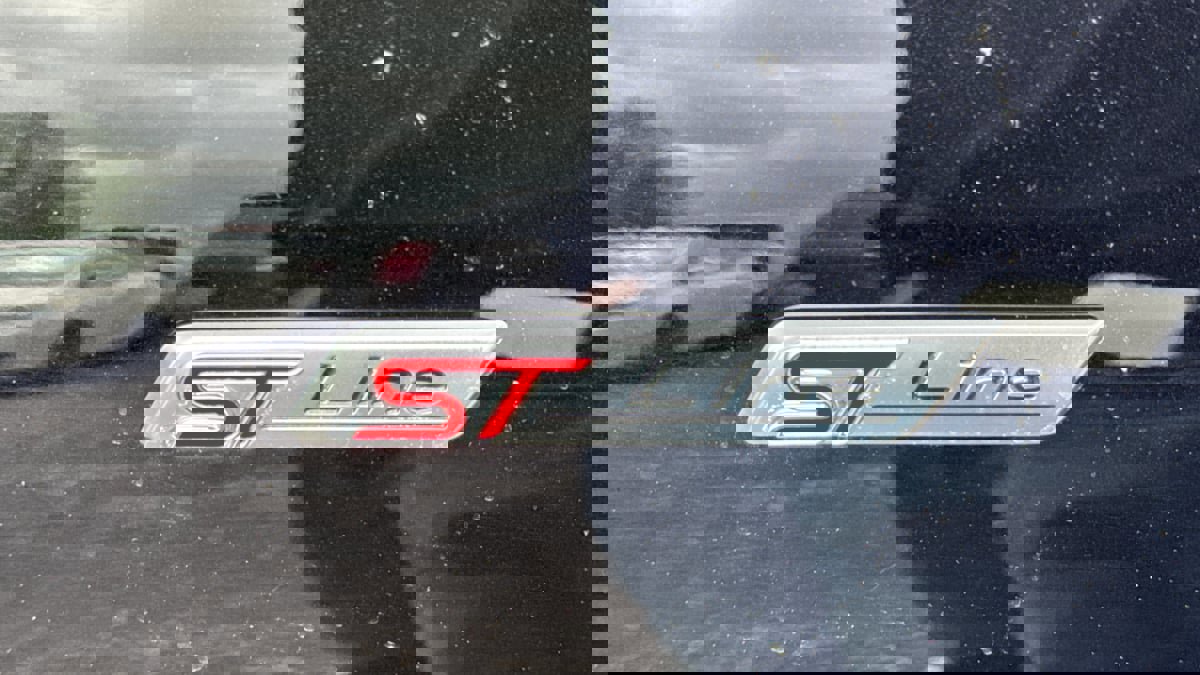 Used 2023 Ford Escape ST-Line image 23