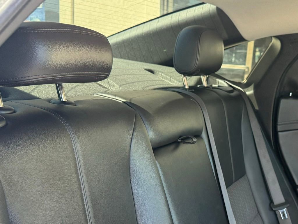 Used 2019 Chevrolet Impala LT FWD image 19