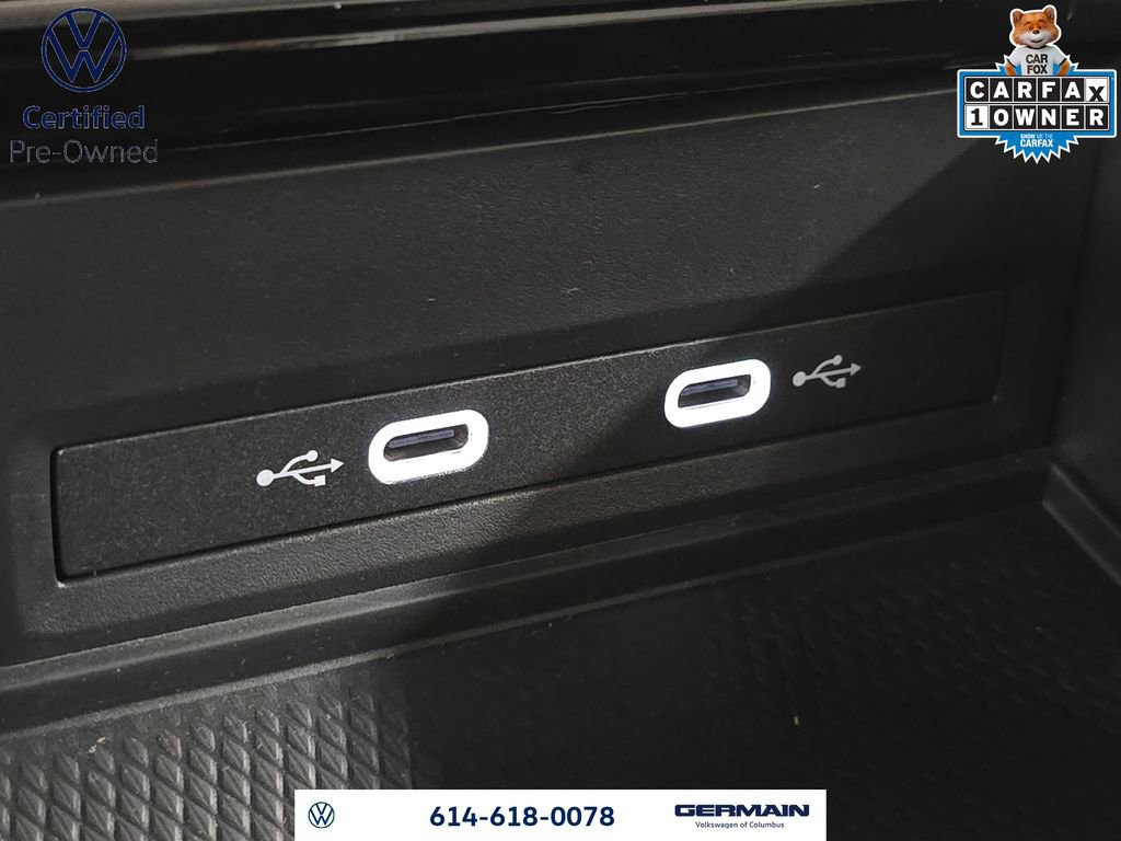 Certified 2025 Volkswagen Atlas Cross Sport SEL Premium R-Line image 32