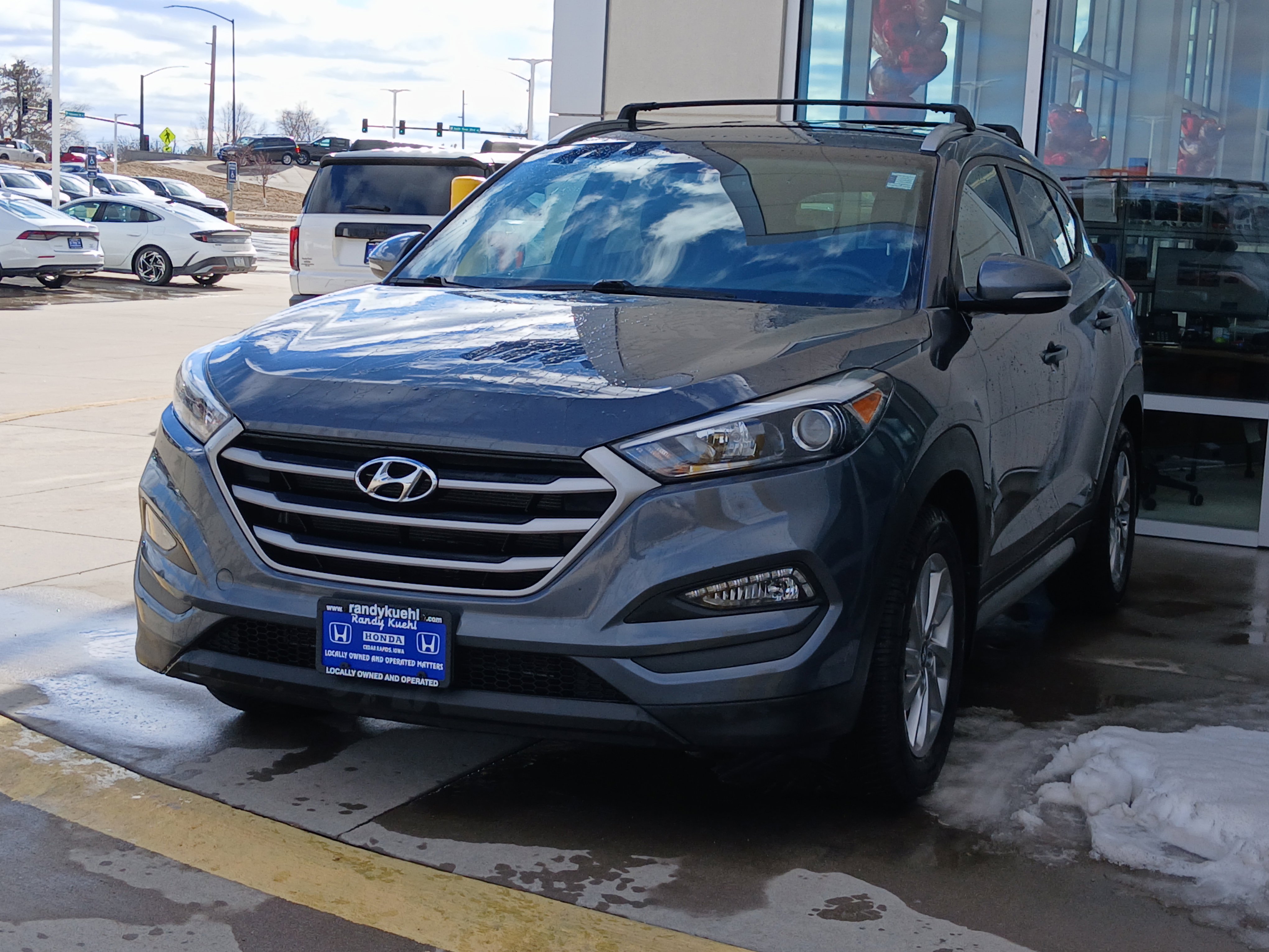 Used 2018 Hyundai Tucson SEL Plus image 2