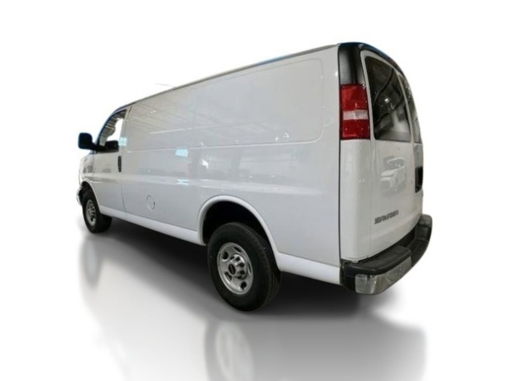Used 2024 GMC Savana 2500 w/ Driver Convenience Package RWD image 5