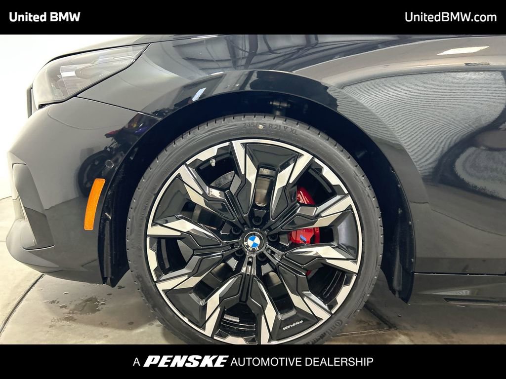 Used 2026 BMW 530i w/ M Sport Package RWD image 10