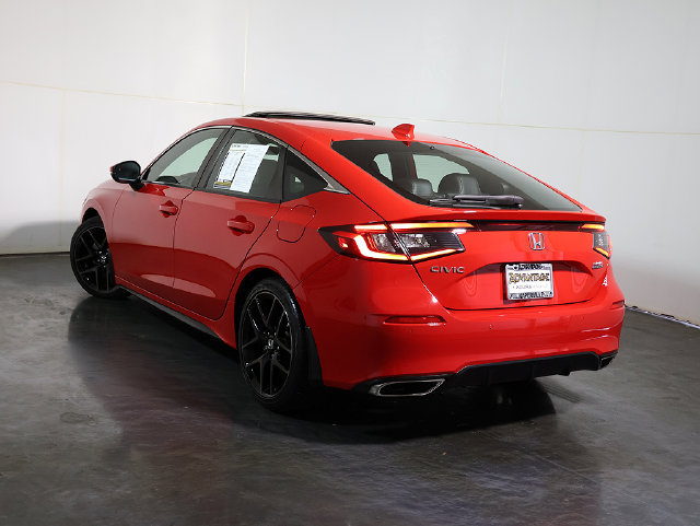 Used 2024 Honda Civic Sport Touring image 2