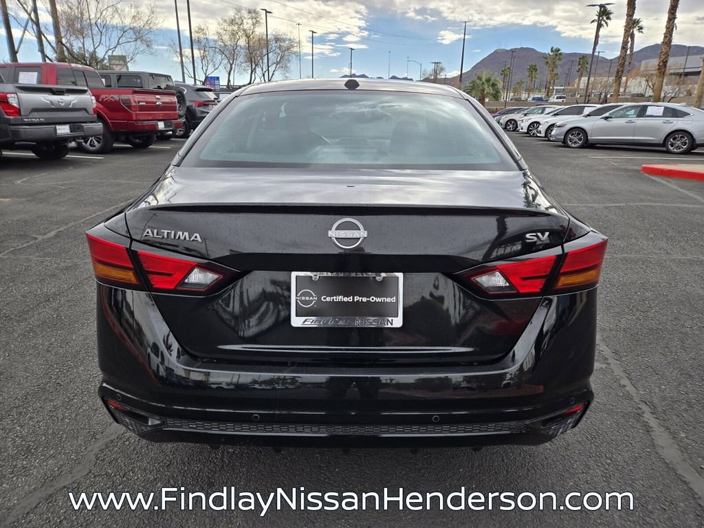 Used 2024 Nissan Altima 2.5 SV image 5