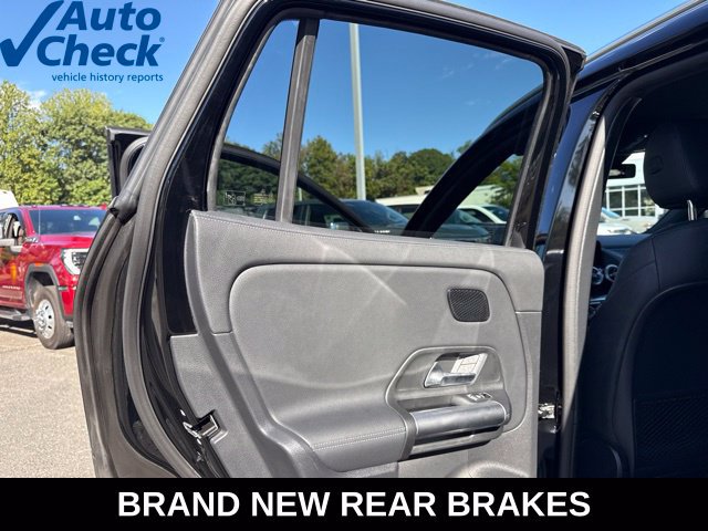 Used 2025 Mercedes-Benz GLA 250 4MATIC image 31