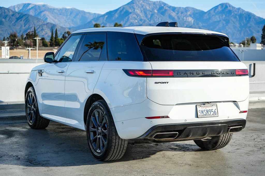 Used 2024 Land Rover Range Rover Sport Dynamic SE image 9