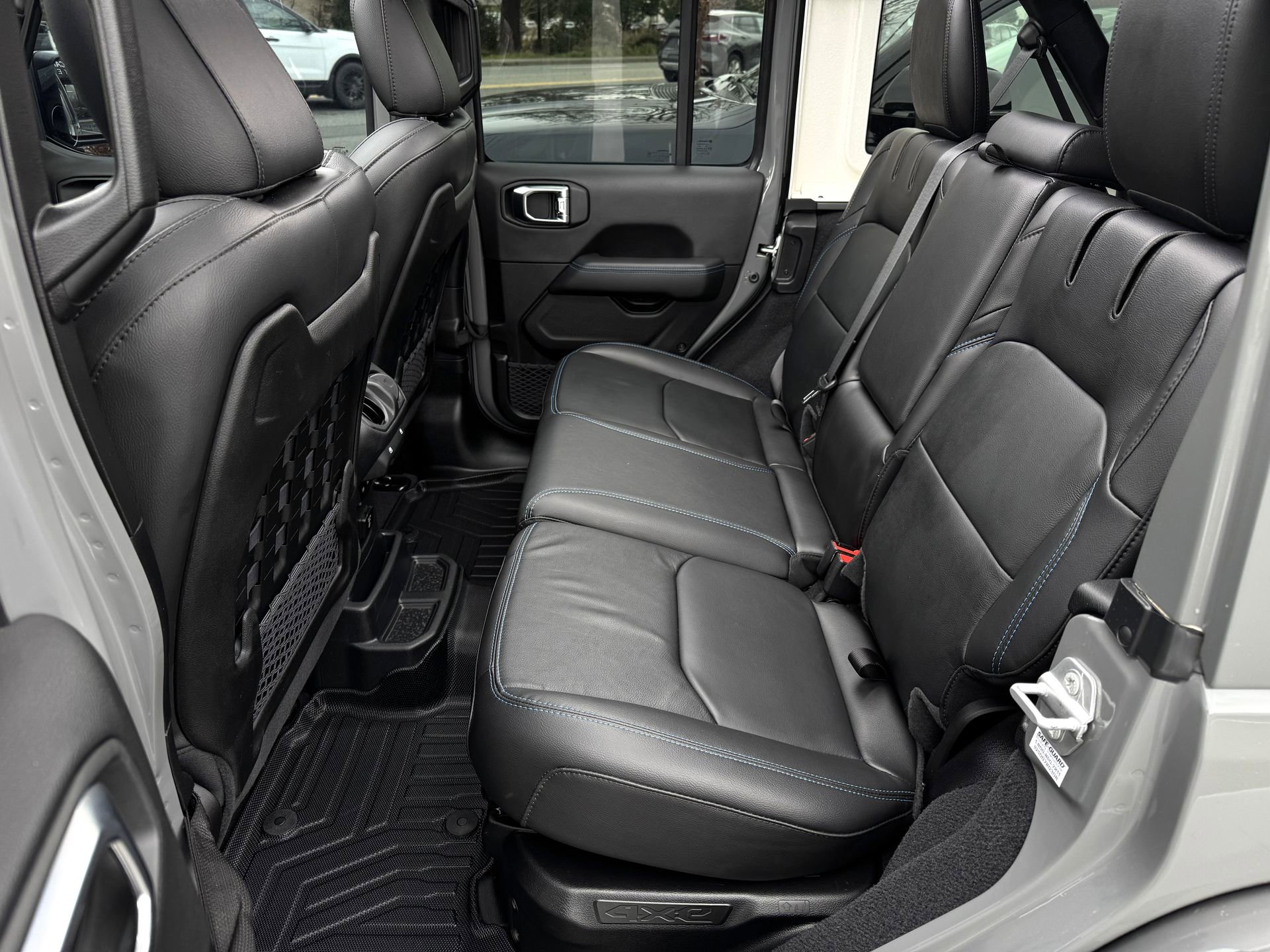 Used 2023 Jeep Wrangler Unlimited Rubicon 4xe w/ Cold Weather Group image 22